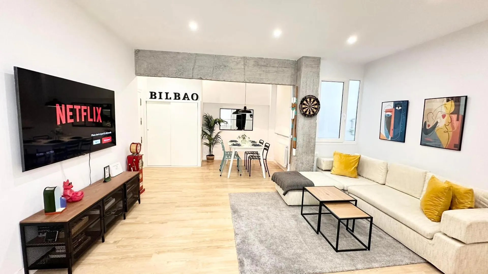 דירה Alhondiga City Center 105M By Sleep In בילבאו