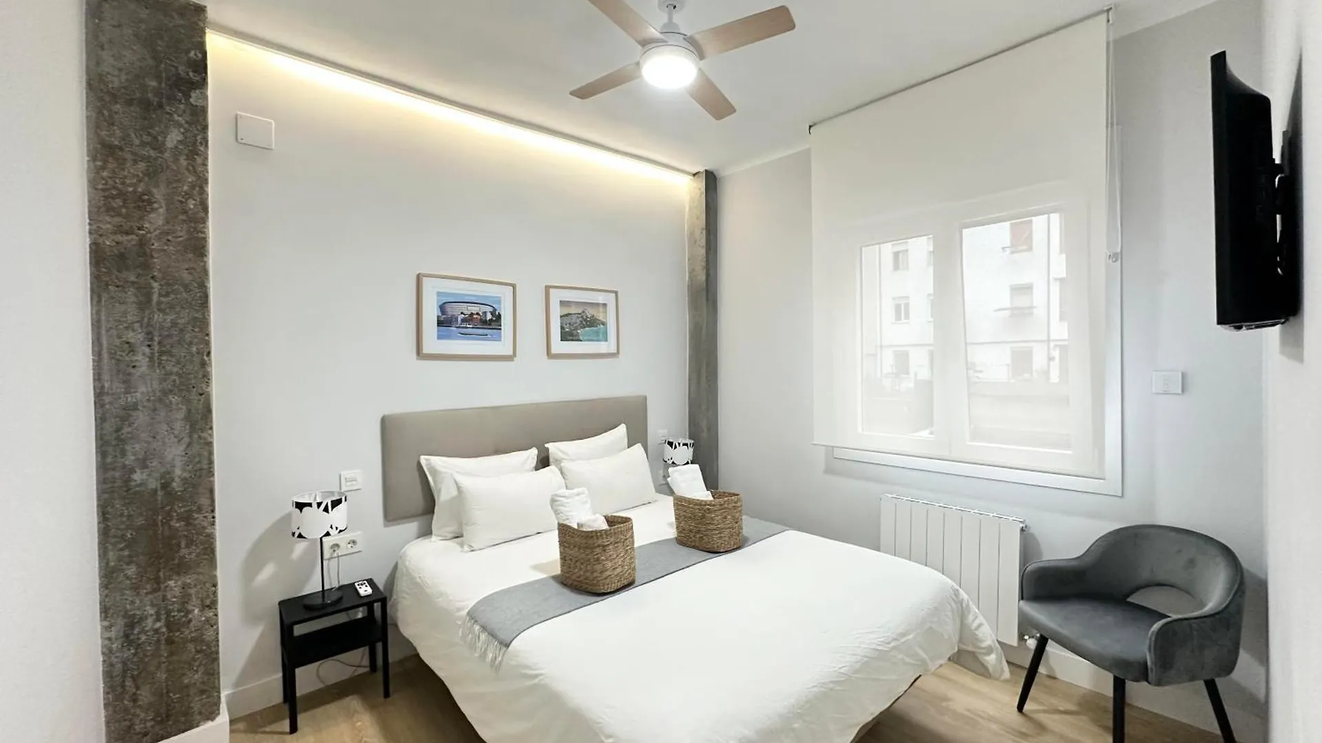 Alhondiga City Center 105M By Sleep In בילבאו דירה